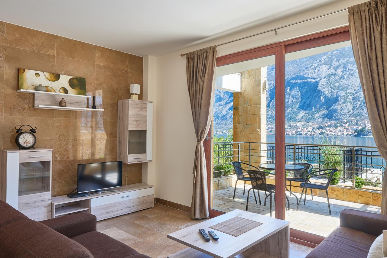 Apartments Residence Portofino Котор Экстерьер фото
