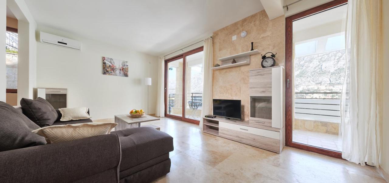 Apartments Residence Portofino Котор Экстерьер фото